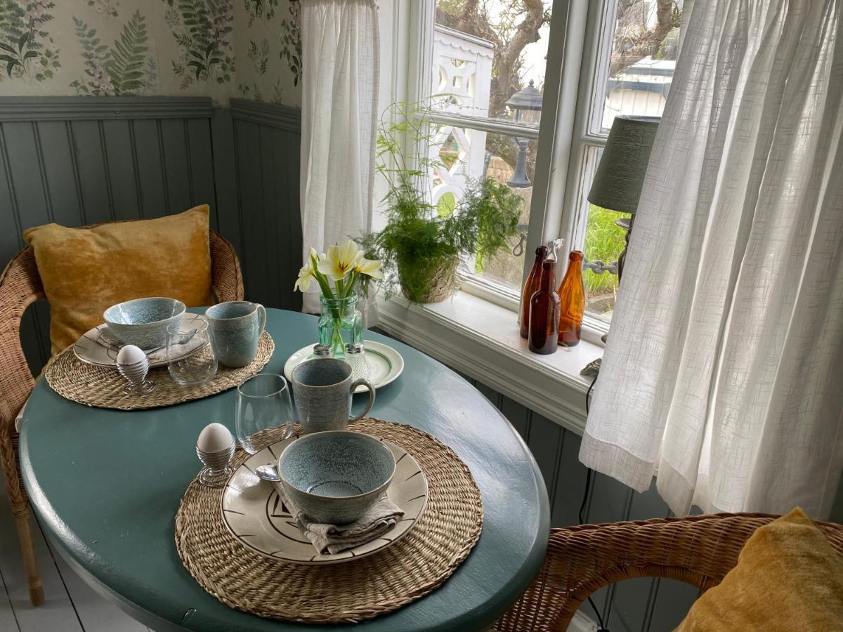 B&B Bland Ormbunkar Och Rosor ฟัลเคนเบิร์ก ภายนอก รูปภาพ